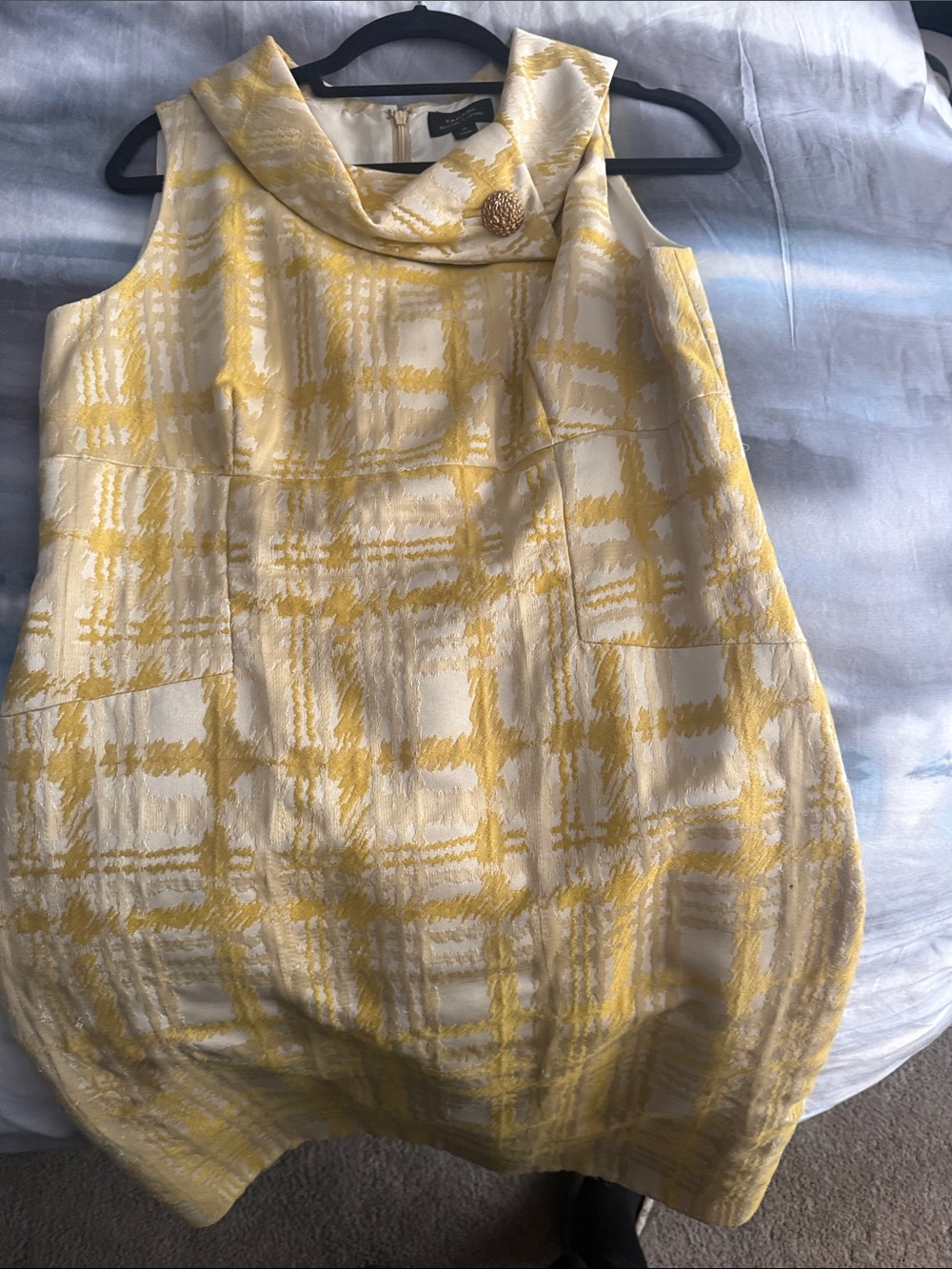 Elie Tahari Yellow and Cream Sleeveless Shift Dress with Cowl Collar